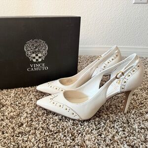 NWT - Vince Camuto Womens Hally size 8.5 US